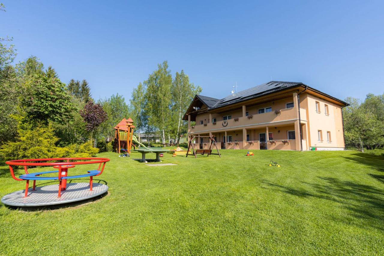 Apartments Nad Rybniky Horní Planá エクステリア 写真
