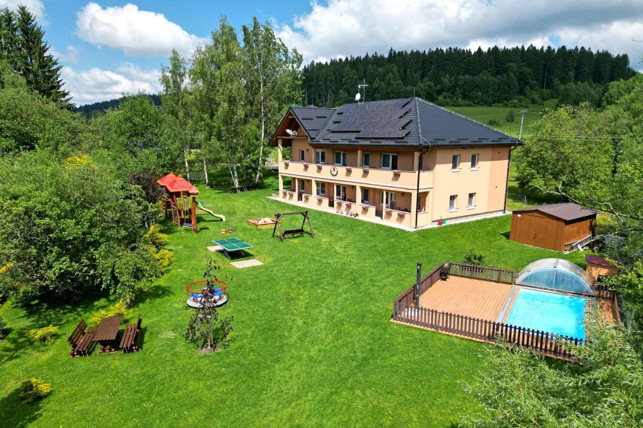 Apartments Nad Rybniky Horní Planá エクステリア 写真