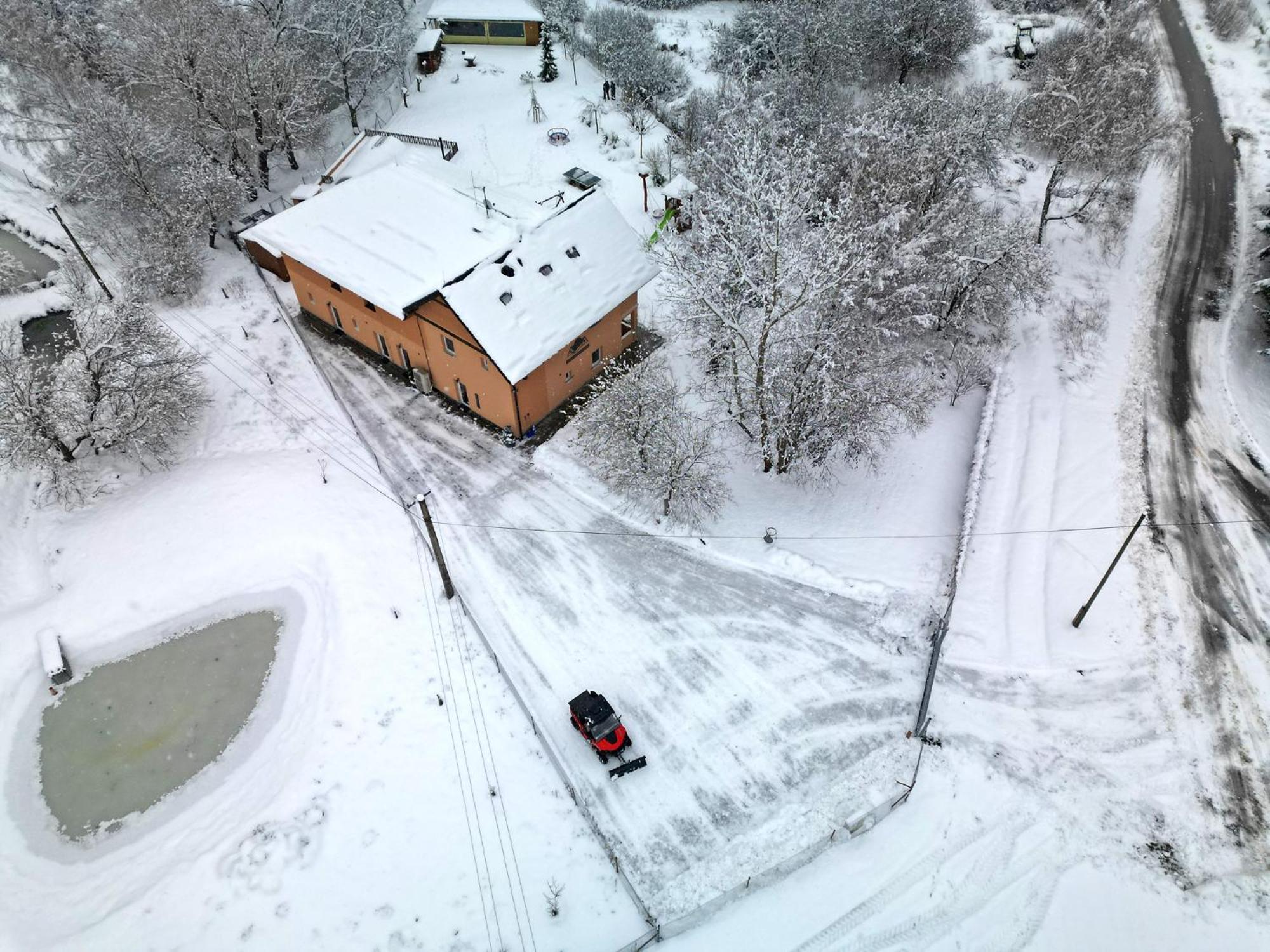 Apartments Nad Rybniky Horní Planá エクステリア 写真